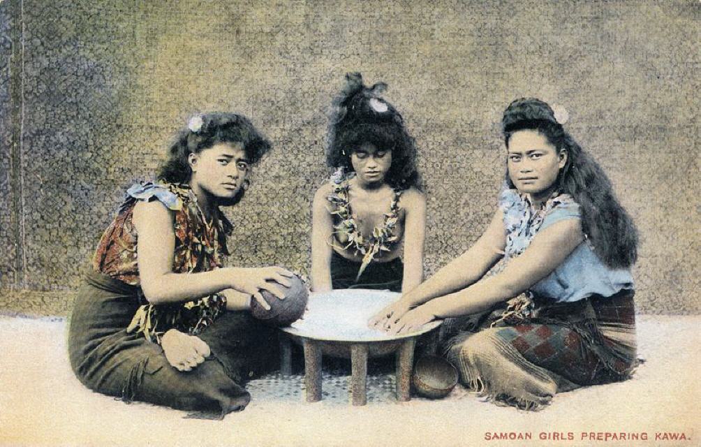 Samoan Girls preparing Kawa. TH. E. L. ser 1009
