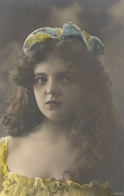 BNK 2462-2. French market issue.