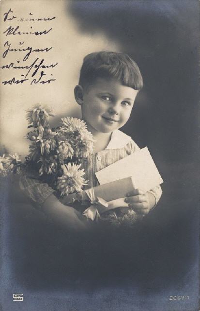 SDK ser 2057-1. Greetings. Mailed August 1919.