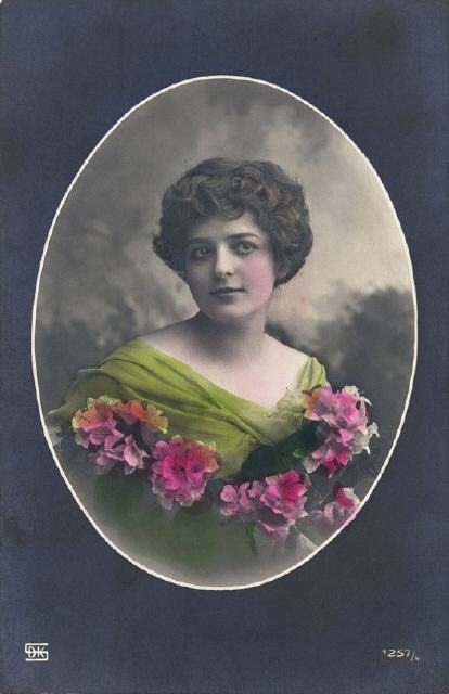 SDK ser 1257-4. Woman. Handcoloured.