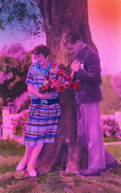 PC Paris 2642. Quite a colour eruption!