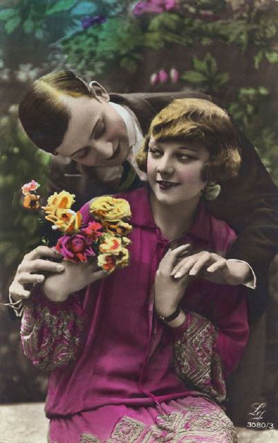 Ly (?) series 3080-3. Mailed in 1938.